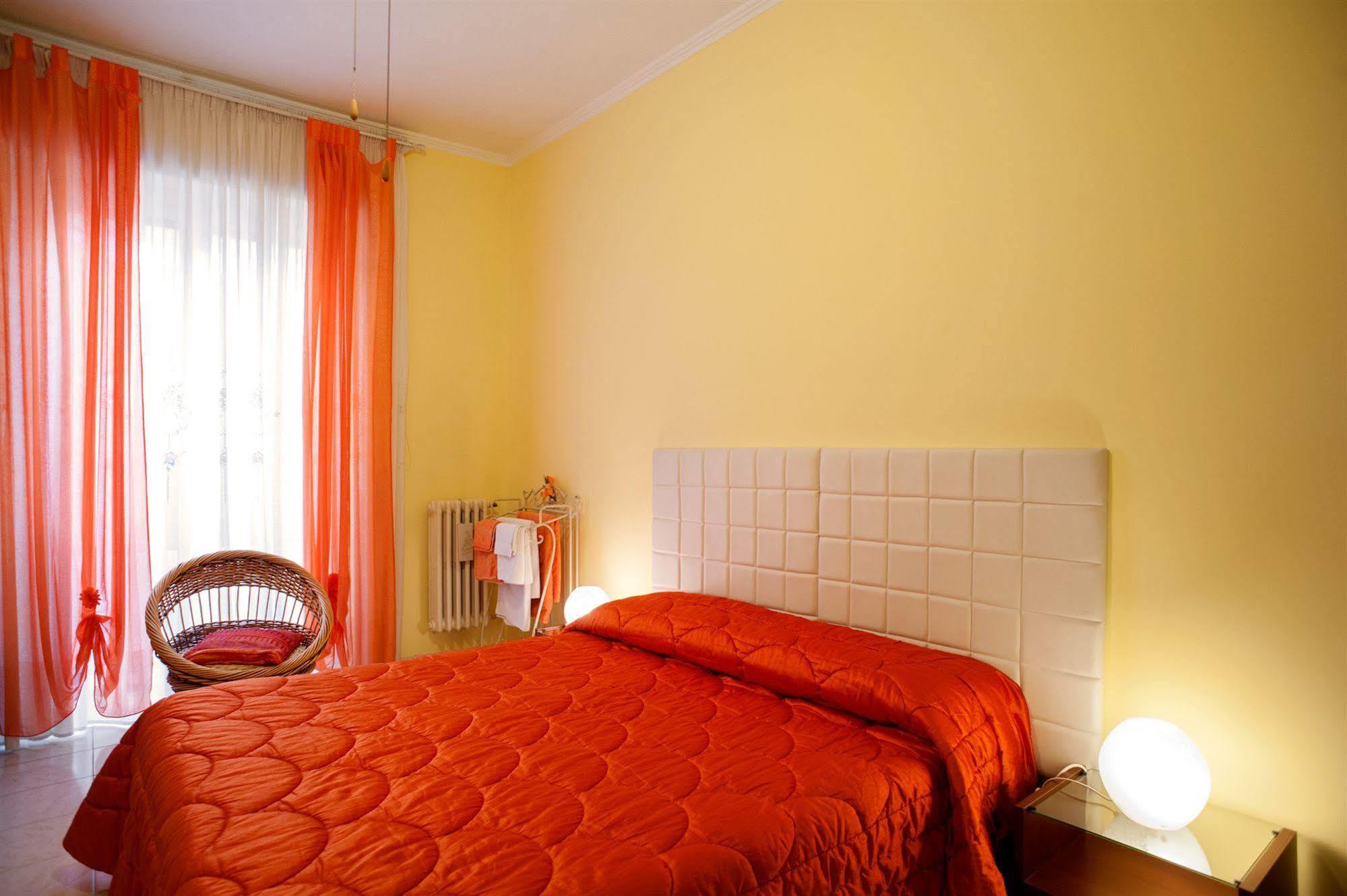 Interno 9 Hotel Рим Екстериор снимка